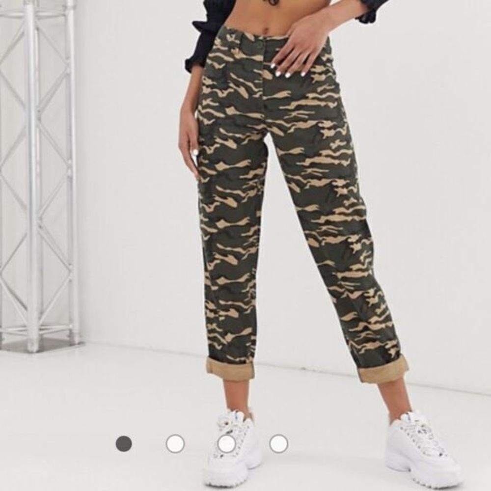 ASOS DESIGN Camo Combat Ankle Pants Mid Rise Womens Size‎ 14 Slim Fit Pockets